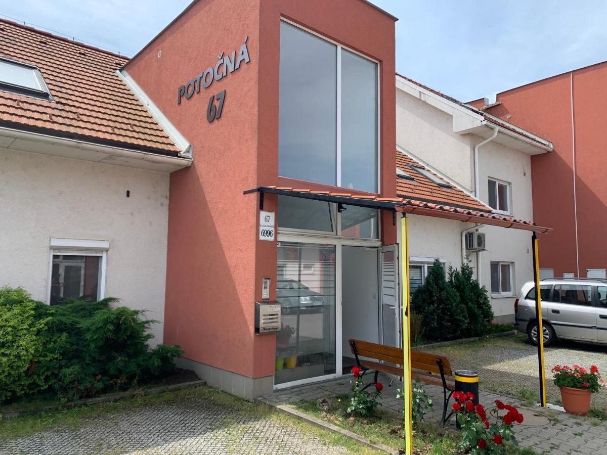 Apartment Biely Kostol Exterior foto